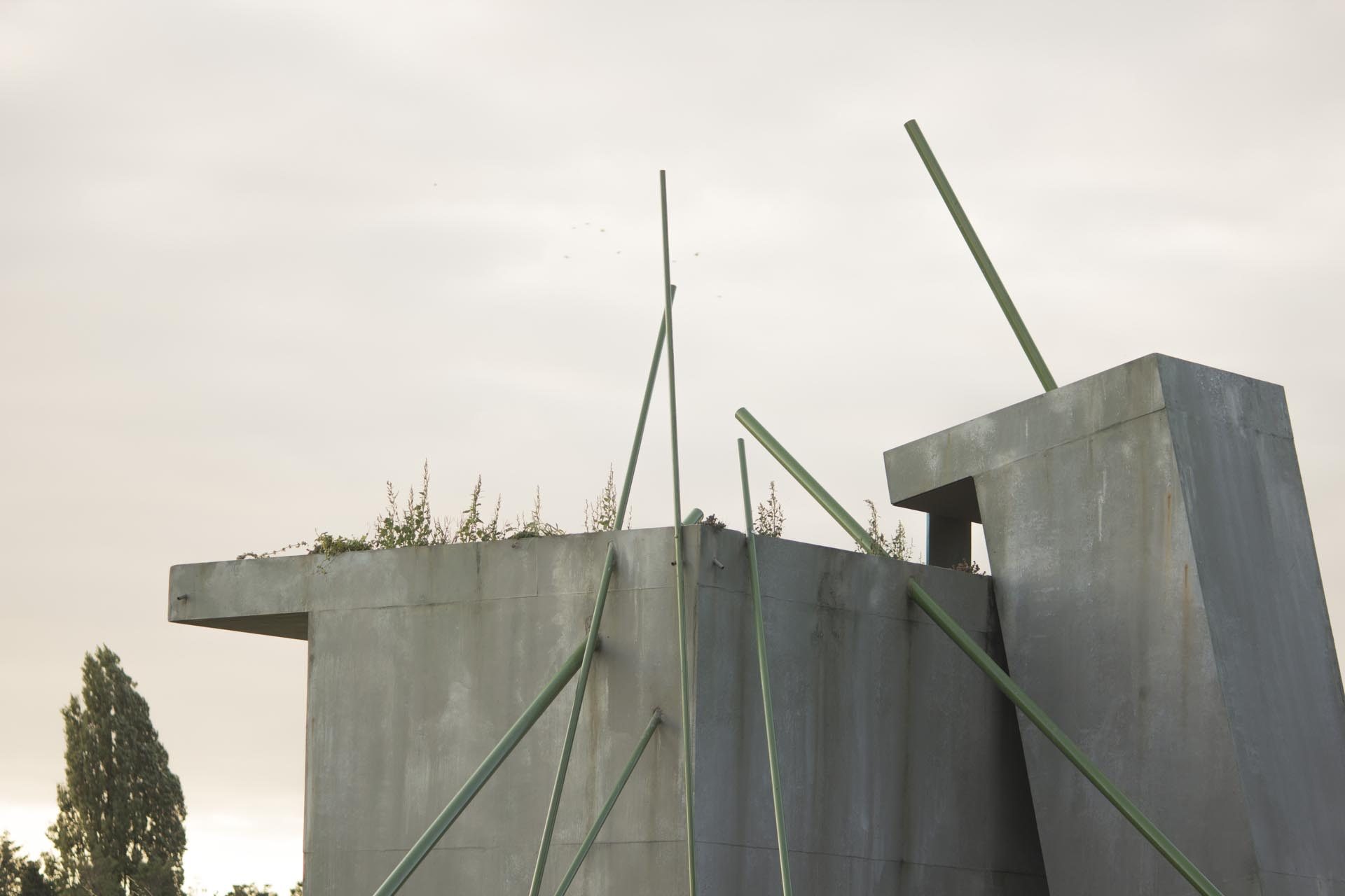 roubens-duquenne-abstract-organic-vegetal-concrete-sculpture-instal-monument-future-contemporary-paint-street-art-nature-valencienne_16