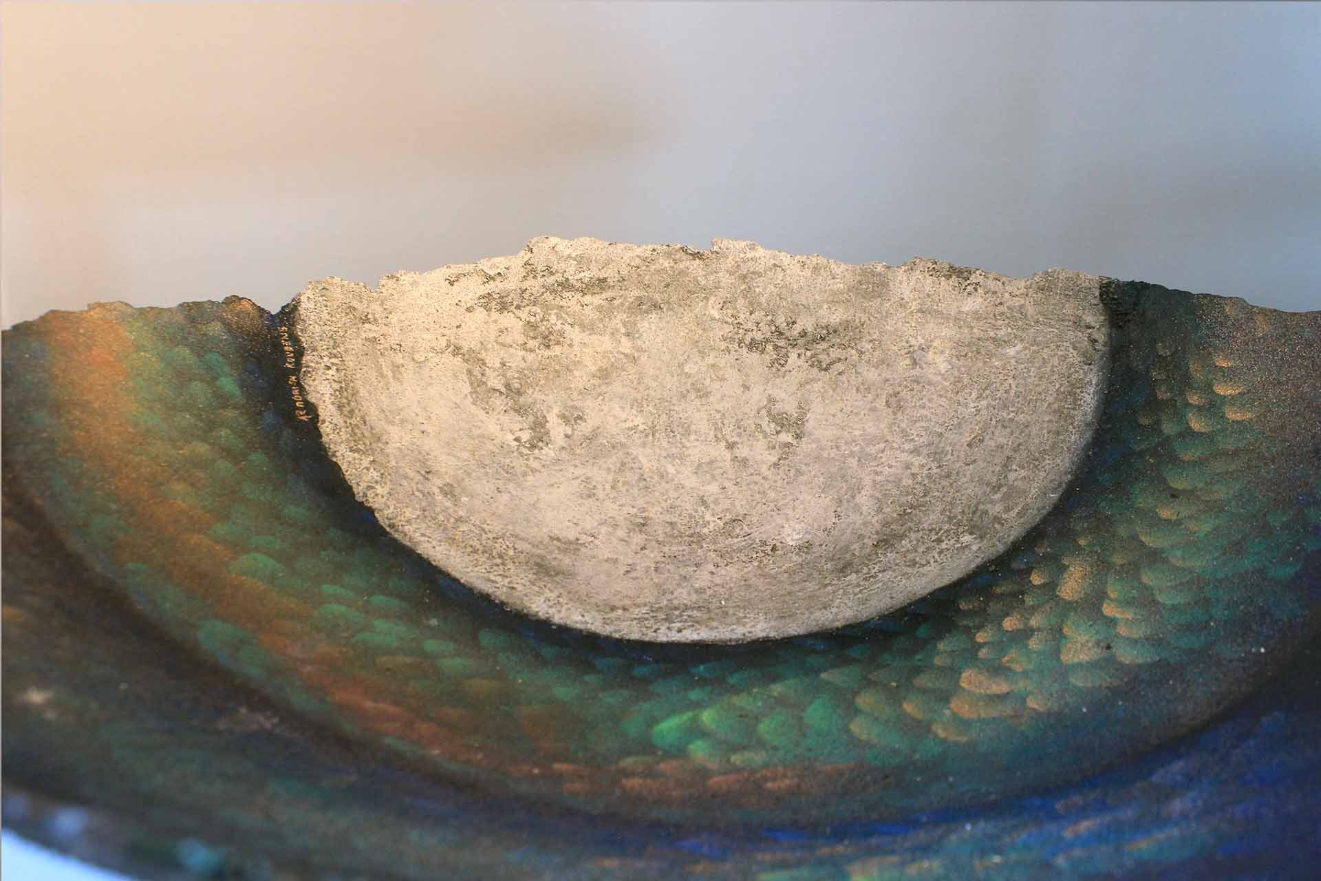 roubens-sanzache-contemporary-abstract-organic-vegetal-dynamic-art-graffiti-paint-sculpture-concrete-lighting-egg_06
